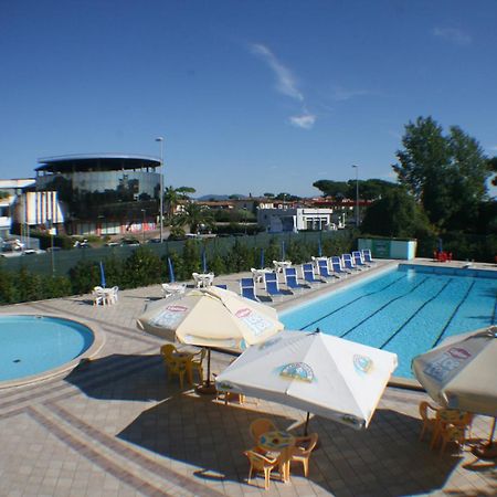 Hotel Camping Versilia Mare Lido di Camaiore Exteriér fotografie